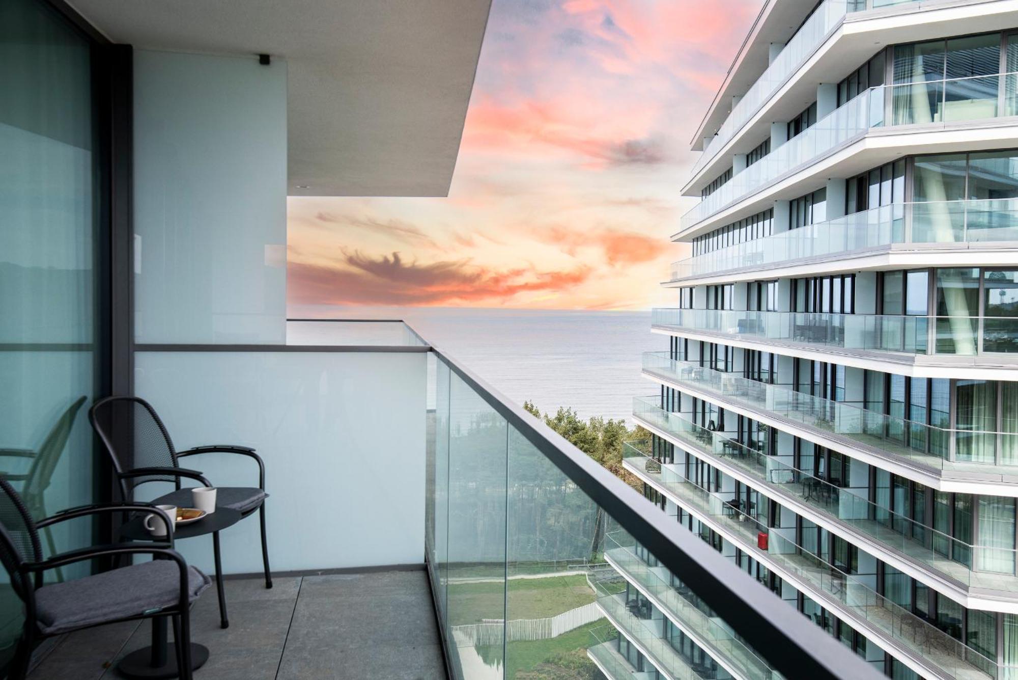 Wave Panorama 8Th Floor Sea View Leilighet Miedzyzdroje Eksteriør bilde